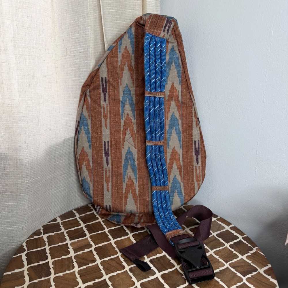KAVU Rope Bag Sling Backpack Southwestern Rust Blue Tumbleweed Ikat EXCELLENT - Picture 3 of 7